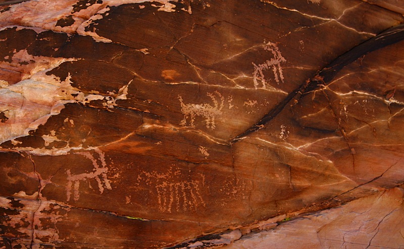 Petroglyphs d