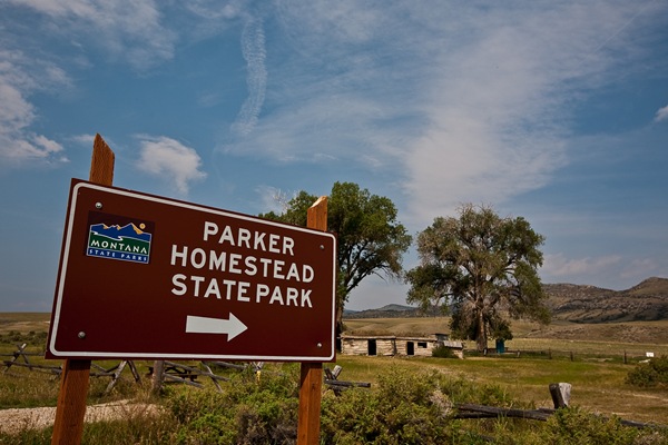 Homestead Park sign